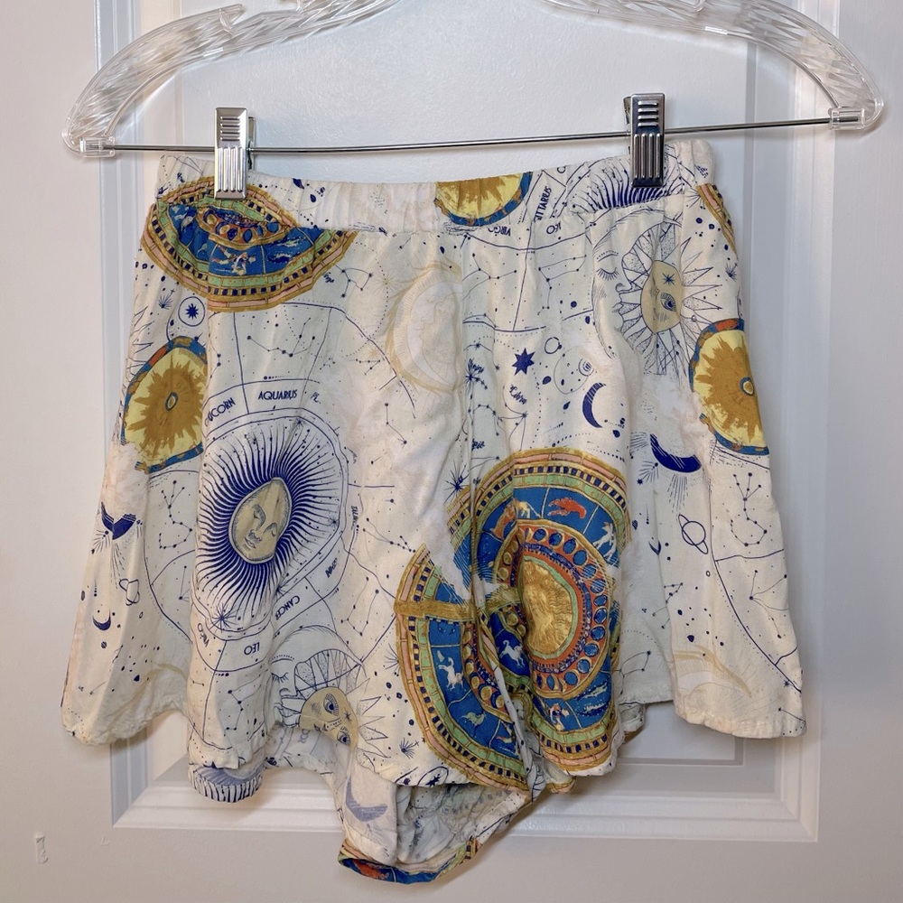Forever 21 skirt size small